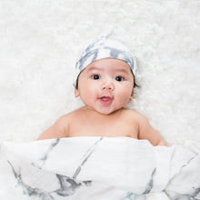 Lulujo Hello World Blanket & Knotted Hat - Marble